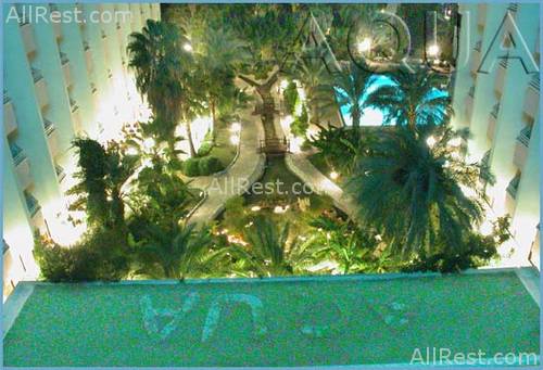 Aqua Hotel 28